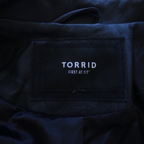 Torrid Moto Zip Jacket Faux Leather Back Women's 2X - Picture 10 of 10